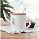 High-quality coffee cup with spoon & bamboo lid, 380 ml white colour main ambient view