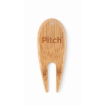 Divot tool in sustainable bamboo for all golf fans wood colour fourth main view