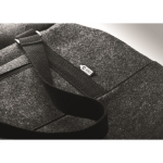 Travel bag made of recycled felt dark grey colour fifth photographic view