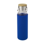 Borosilicate glass bottle with sleeve and handle, 660 ml blue colour