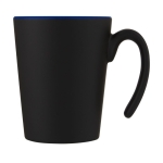 Two-tone ceramic mug with original handle, 360 ml blue colour