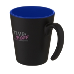 Two-tone ceramic mug with original handle, 360 ml blue colour