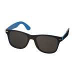 Retro square-shaped sunglasses in two colours blue colour