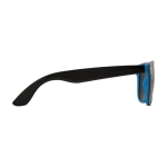 Retro square-shaped sunglasses in two colours blue colour