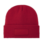 Cosy hat with patch red colour