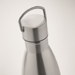 Recycled steel thermal bottle with handle on the lid, 500 ml matt silver colour third photographic view