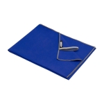 Ultralight gym towel made of polyester and nylon, 200 g/m² royal blue colour