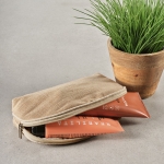 Small cosmetic bag with one main compartment, 260 g/m2 natural colour ambient view