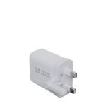 British plug charger made of recycled plastic, 67W