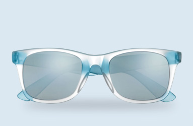 Light filter in sunglasses